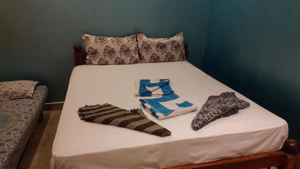La Gabriell Beach Inn Calangute Buitenkant foto